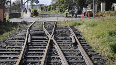 Primeros dispositivos de seguridad en cruces de tren estarán en setiembre