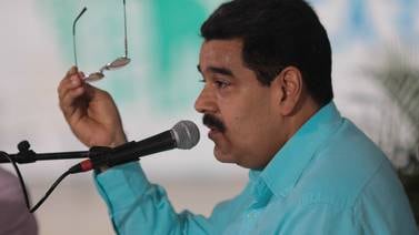Maduro cumple tres años en el poder, y la oposición lucha por desalojarlo