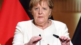 Ángela Merkel insta a los partidos a dialogar una semana después de elecciones en Alemania