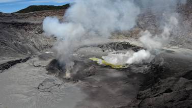 Aguaceros alteran actividad del volcán Poás con emanación de gases y cenizas 