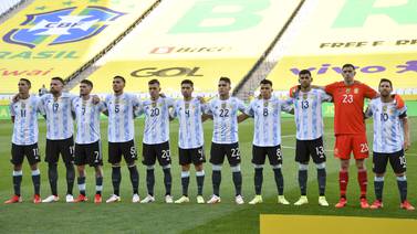 Técnico de Argentina asegura que los jugadores son los ‘damnificados’ por la suspensión del juego ante Brasil