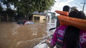 Teorías negacionistas del cambio climático proliferan en medio del desastre en Brasil