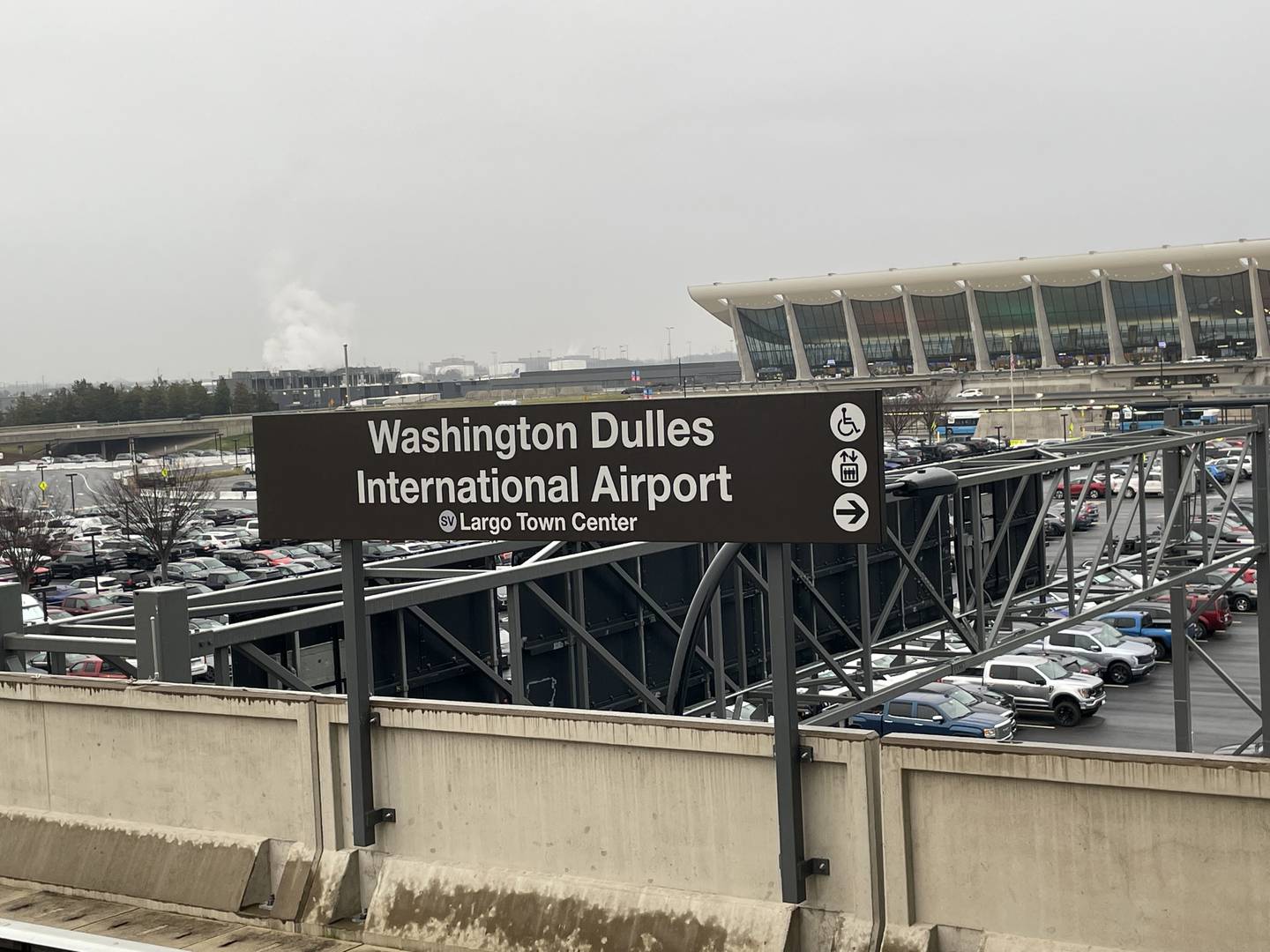 Estación del metro en el Aeropuerto Internacional Washington Dulles.