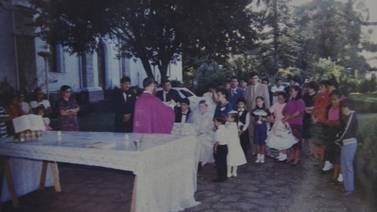 Terremoto del 22 de diciembre de 1990: Pareja rememora cómo se casaron en los jardines de la iglesia