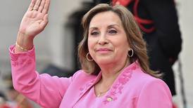 Perú: Dina Boluarte responde ante fiscales por escándalo Rolexgate