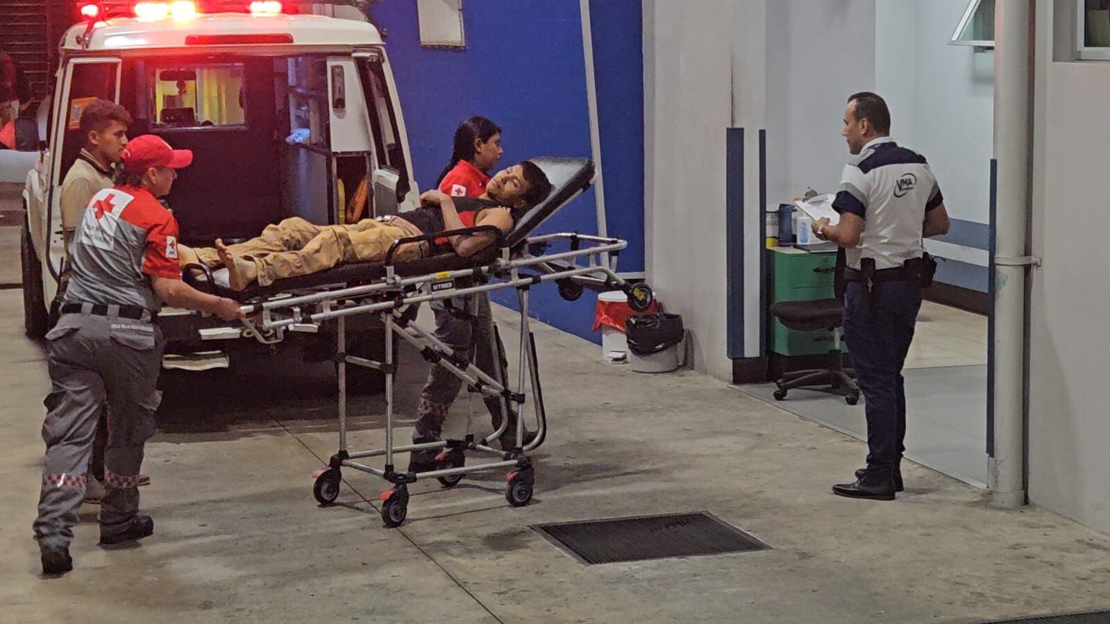 Los mineros heridos fueron trasladados al Hospital de San Carlos, en Ciudad Quesada.