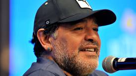 A juicio ocho profesionales de la salud acusados por muerte de Maradona
