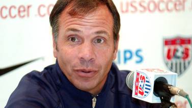 Bruce Arena es nombrado técnico de Estados Unidos en lugar de Jürgen Klinsmann 