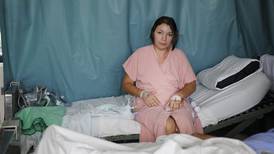 Especialistas del Hospital México remueven cáncer de cérvix sin necesidad de cirugía abierta