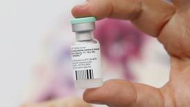 Pandemia deja sin vacunas contra polio, tétanos, varicela y neumonía a niños y adultos mayores