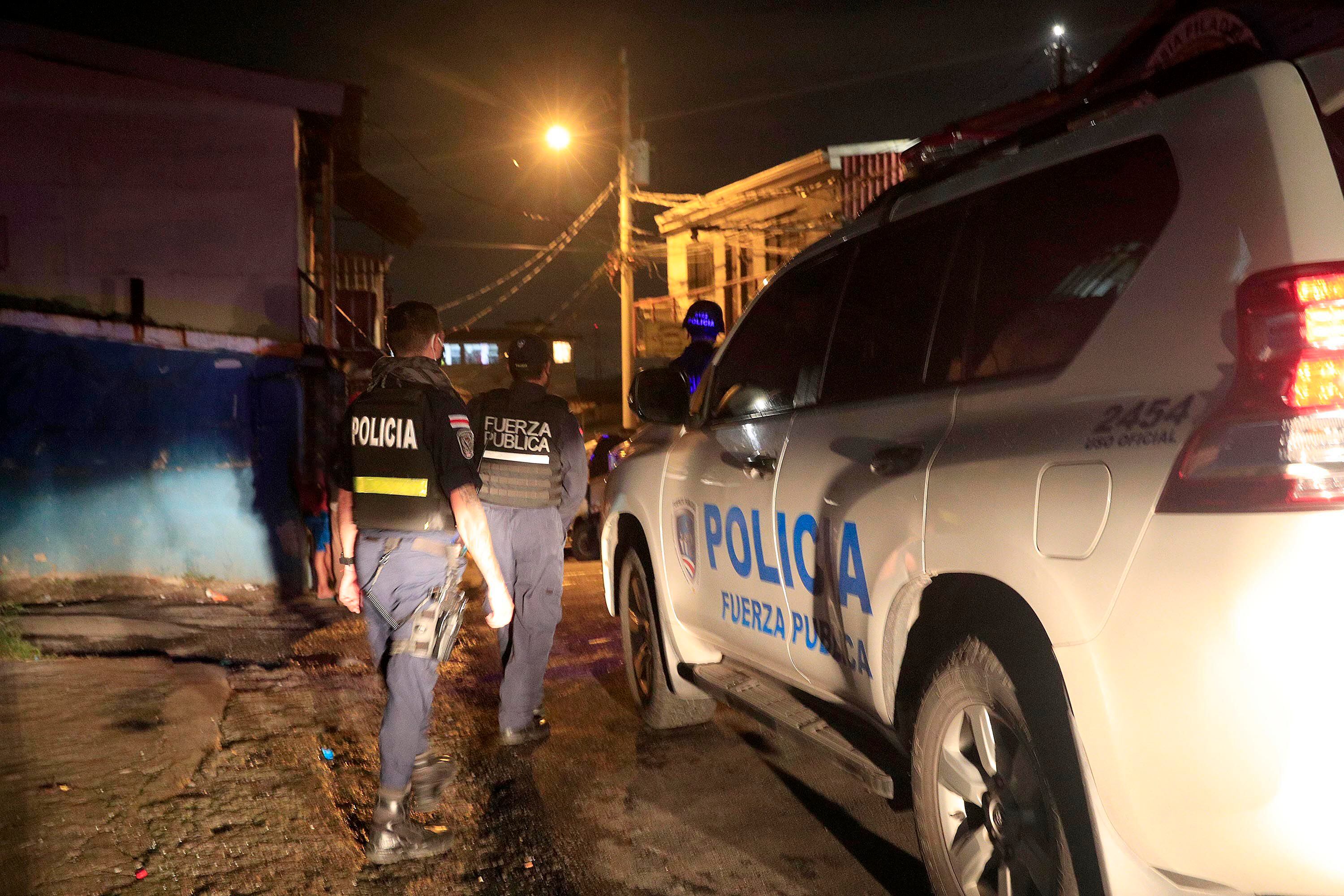 Dos tiroteos registrados durante la noche del jueves dejaron a tres personas inocentes heridas. La primea balacera ocurrió en La Carpio, San José, y la segunda sucedió en Turrúcares de Alajuela. Foto con fines ilustrativos. 