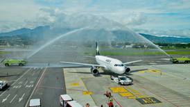 Volaris inaugura ruta directa entre San José y Bogotá