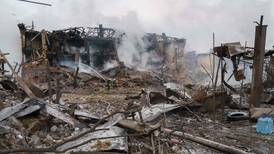 En imágenes: Rusia bombardea cuatro ciudades de Ucrania mientras cifra de refugiados sigue en aumento 