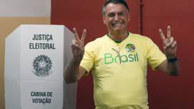 Bolsonaro da un paso atrás: pide a justicia electoral desconsiderar minuta para revisar comicios presidenciales