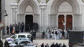 ‘¡Corran, corran... hay gente muerta!’ Camarero cuenta minutos de pánico durante ataque con cuchillo en basílica de Niza