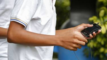 La OMS alerta sobre el volumen de audios de los smartphones y MP3