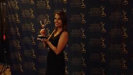 Periodista costarricense Wendy Cruz gana un premio Emmy regional