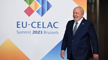 Unión Europea busca relanzar vínculo con CELAC con un plan de inversión