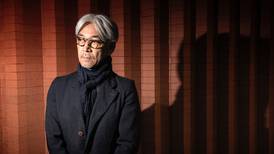 Ryuichi Sakamoto: un adiós al genio que supo musicalizar la melancolía 