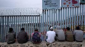 México repartirá miles de documentos migratorios a integrantes de caravana