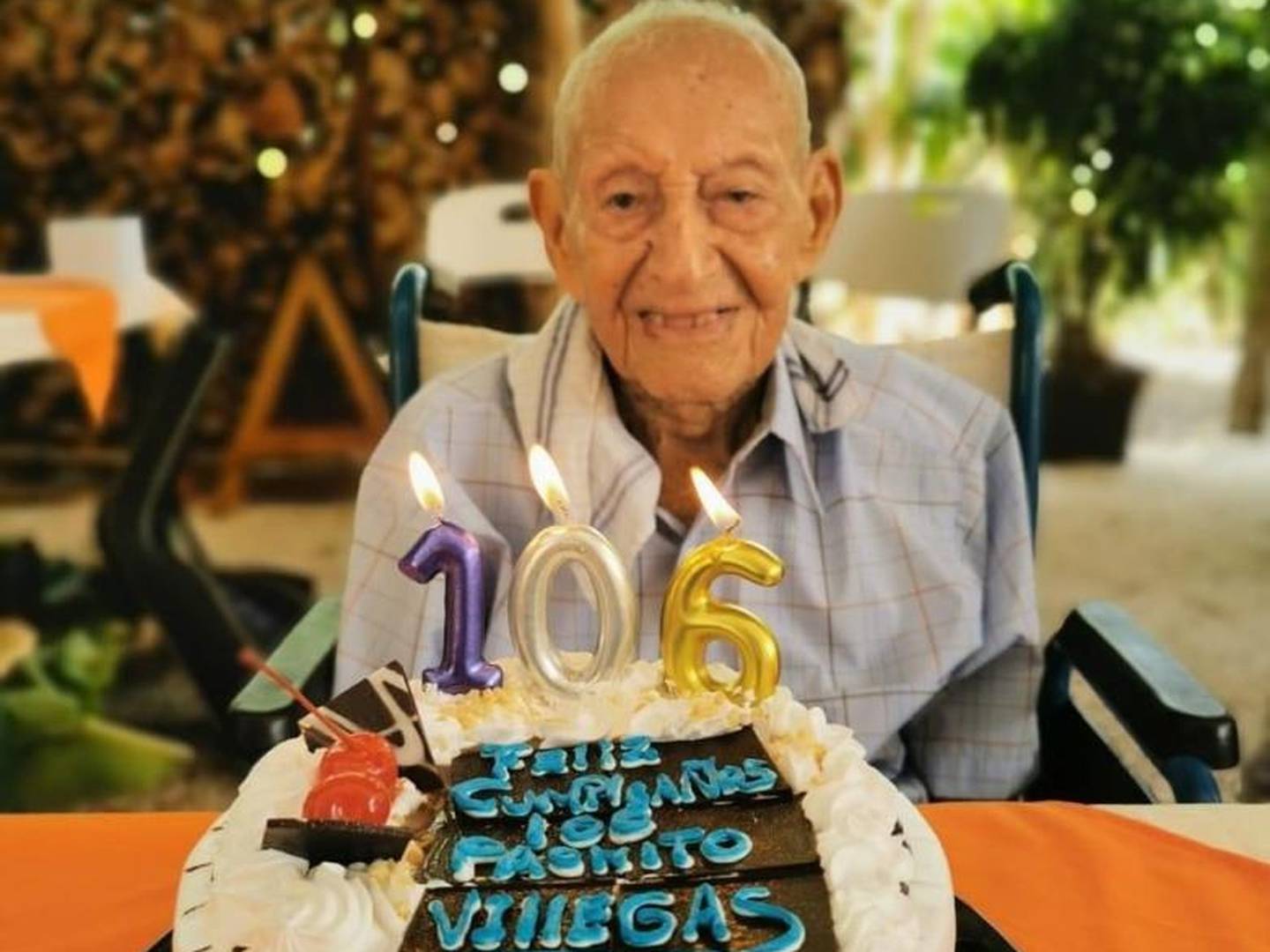 Pachito Villegas, vecino de Pochote de Quebrada Honda, Nicoya. 106 años.