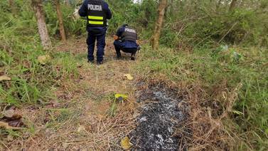 Sujeto recién salido de prisión aparece quemado en Ticabán de Pococí