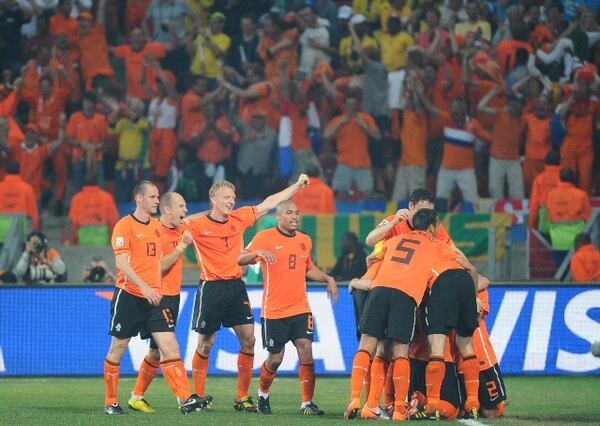 Holanda tiene la fe puesta en su conjunto - La Nación