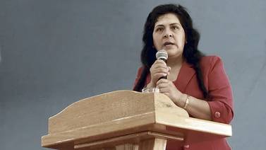 Fiscalía de Perú pide 36 meses de impedimento de salida contra primera dama