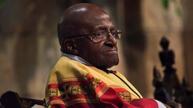 Desmond Tutu anuncia su dimisión como embajador de Oxfam