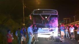 Motociclista fallece en accidente contra bus de Carrizal