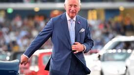 Familia Bin Laden donó 1 millón de libras a fundación del príncipe Carlos, según la prensa