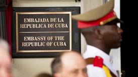 Estados Unidos expulsa a dos diplomáticos cubanos por incidentes en Cuba