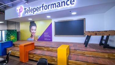 Teleperformance se derrumba en bolsa después de inicio de investigación laboral en Colombia