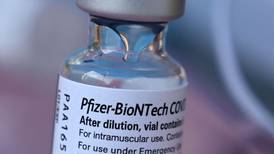 Pfizer pide autorización para la tercera dosis de su vacuna contra covid-19 en adultos
