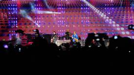 Paul McCartney finalizó concierto en el Estadio Nacional con un público eufórico