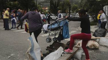Desplazarse por Caracas es una carrera de obstáculos