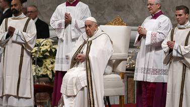‘Nuestro corazón está en Belén’, afirma el papa Francisco en misa de Nochebuena