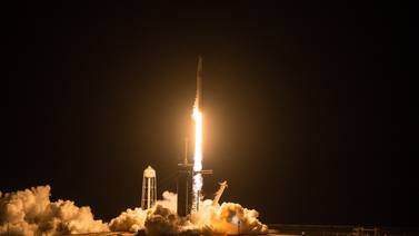SpaceX realiza con éxito el lanzamiento al espacio de la primera misión con tripulación totalmente civil