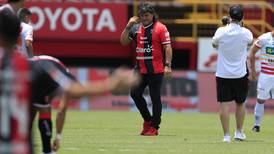 Mauricio ‘Chunche’ Montero se propone destrozar los pronósticos y llevar al Once Abril a Primera División