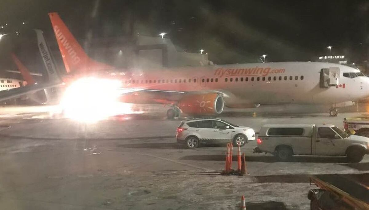 Choque de aviones quedó grabado en video y obligó a evacuación por