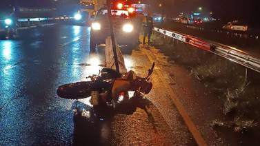 Motociclista fallece en autopista Florencio del Castillo tras accidente