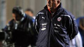 La FIFA suspendió al técnico de Chile Claudio Borghi hasta el 2013