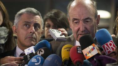 Hermana del rey de España va a juicio por delitos fiscales