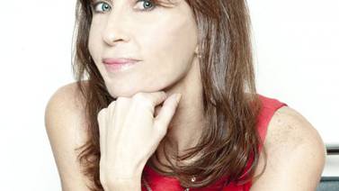 Premio Alfaguara de Novela 2015 quedó en manos de la chilena Carla Guelfenbein