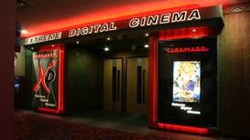  Cinemark estrena  sala con  pantalla gigante