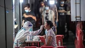 OMS advierte que pandemia de covid-19 está ‘lejos de haber terminado’