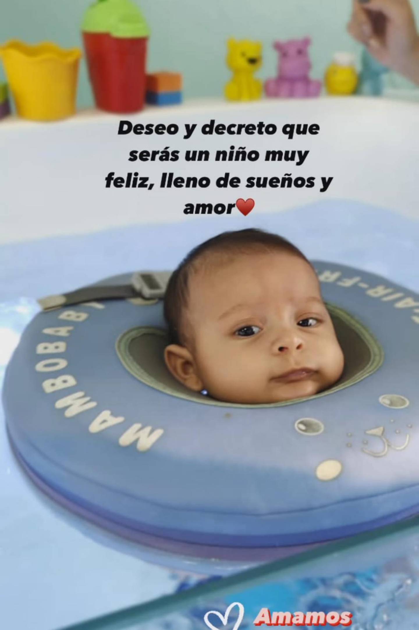 La locutora de Los 40, Andrea Fernández, compartió esta postal de su pequeño Felipe. Foto: Instagram