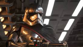 Crítica de cine, 'Star Wars: Los últimos Jedi': hablar de lo mismo a la vez que se renueva