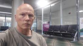 Periodista Karl Penhaul denuncia que estuvo retenido en Costa Rica