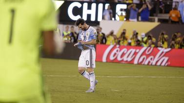 Lionel Messi se ciñe otra corona de espinas